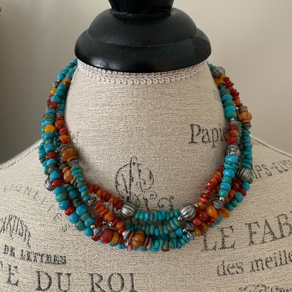 Vintage Necklace and Earrings - Picture 3 of 6